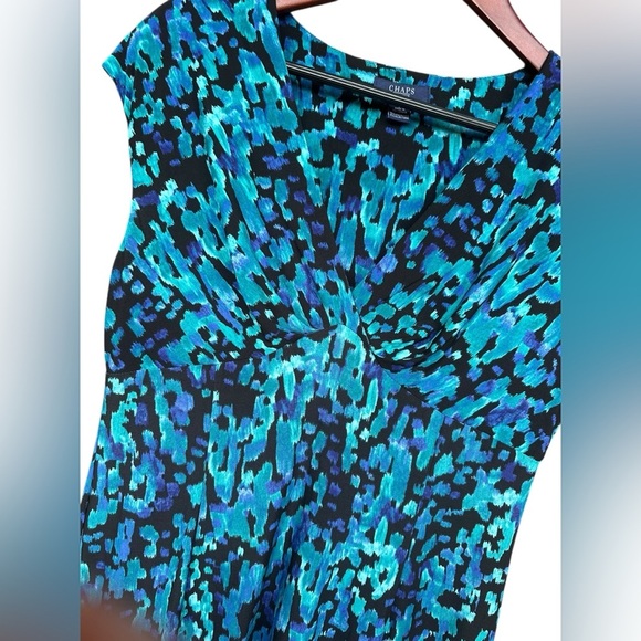Chaps Women’s V Neck Blue Green Geometric Stretchy A Line Dress Size Large - Picture 2 of 5